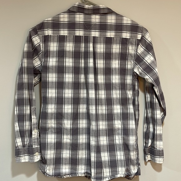 Tommy Hilfiger grey and white plaid button down shirt boys size 8-10 - Picture 2 of 5